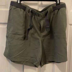 Columbia Women's Hiking Shorts Size XL
